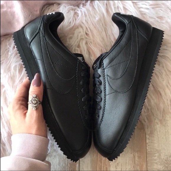 NWT Nike ID Cortez Custom Triple Black - Picture 7 of 8